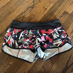 Hottie hot shorts lululemon